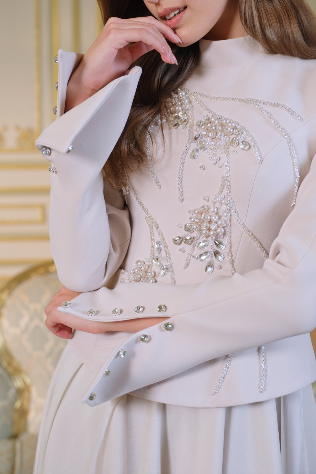 Berta İşlemeli Elbise - Bej