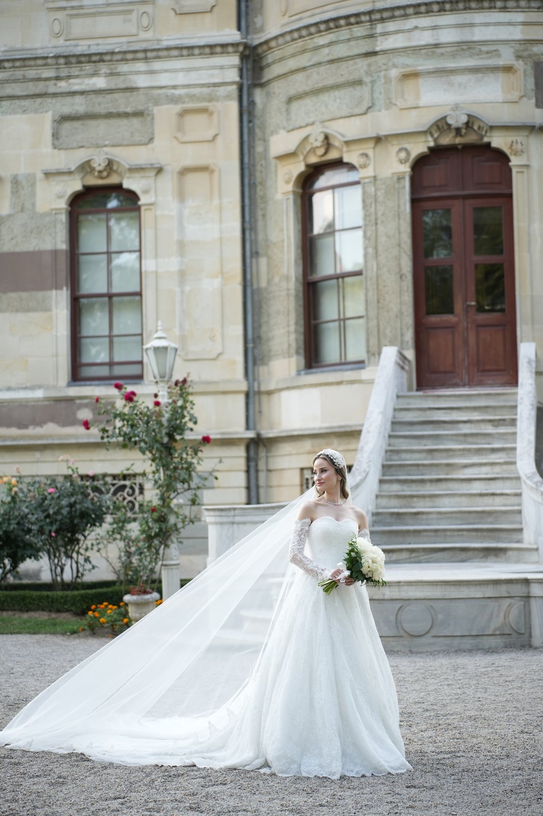 Felicita Fransız Dantel Gelinlik - Beyaz