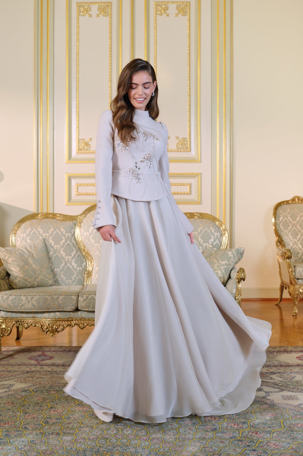 Berta İşlemeli Elbise - Bej