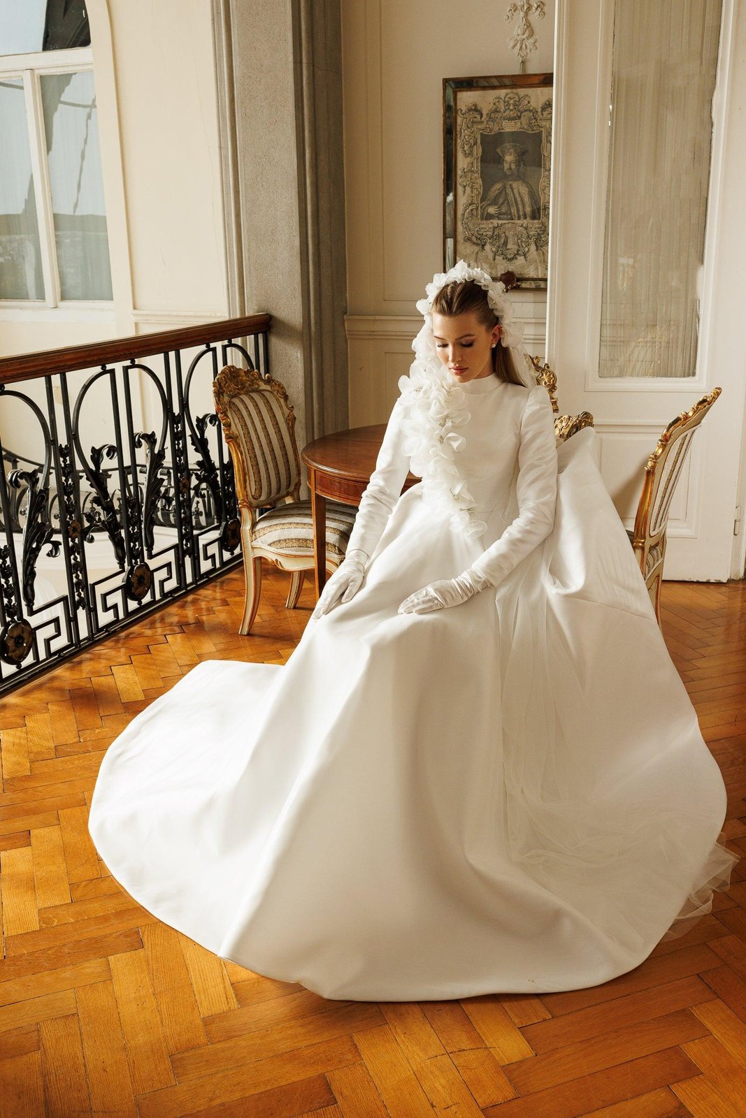 Toria Çiçek Detaylı Gelinlik - Beyaz