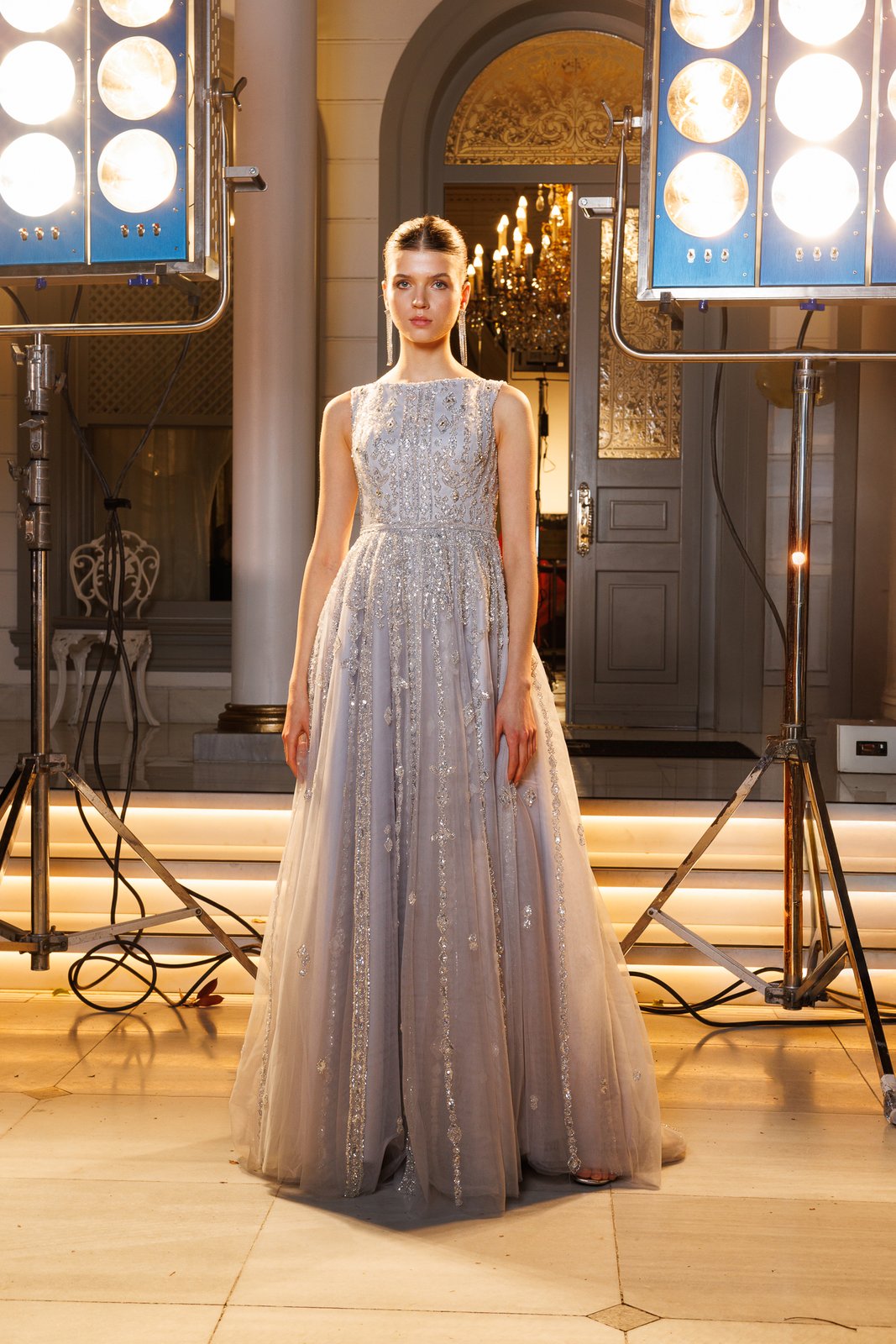 Robella İşlemeli Elbise