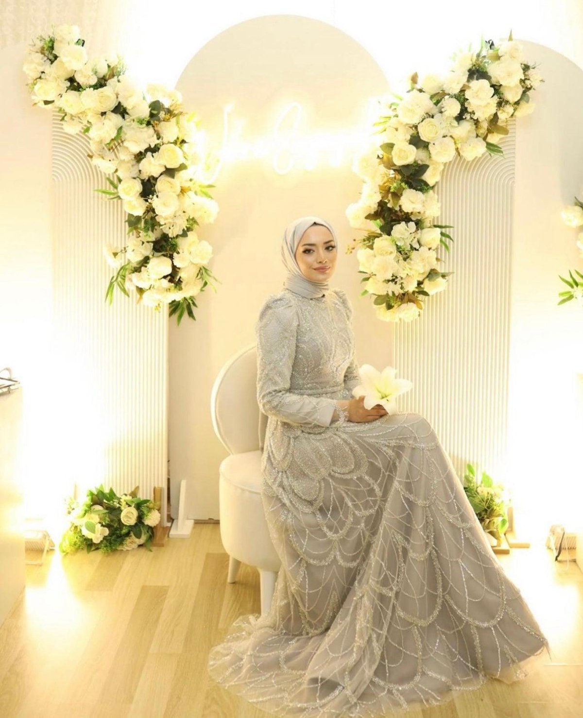 Alberta İşlemeli Elbise - Gri