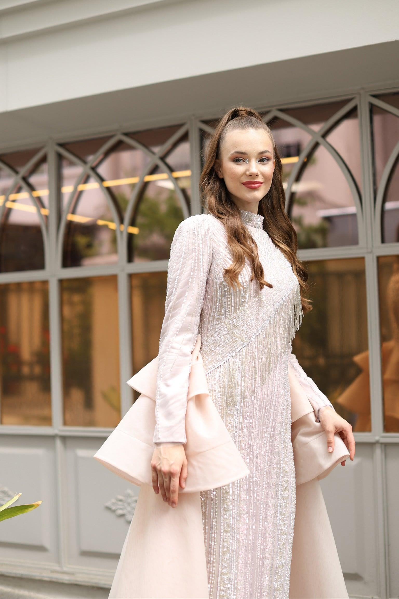 Caroline Kasnak Elbise