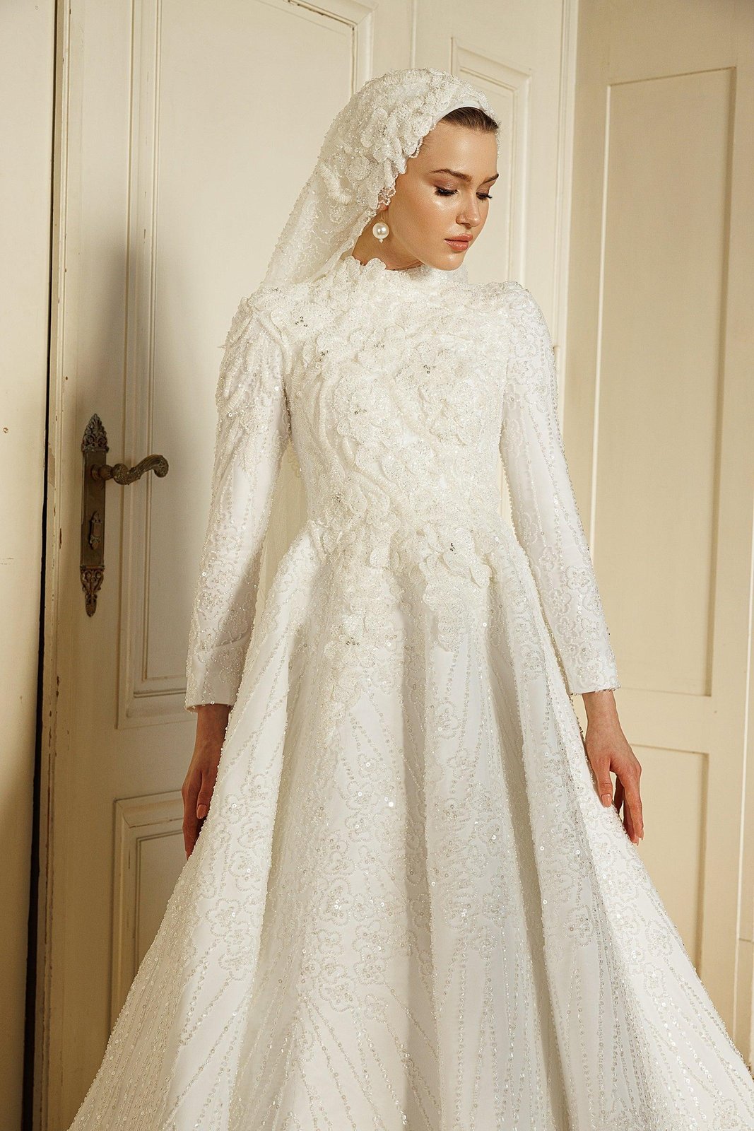 Diva Çiçek Detaylı Gelinlik - Beyaz