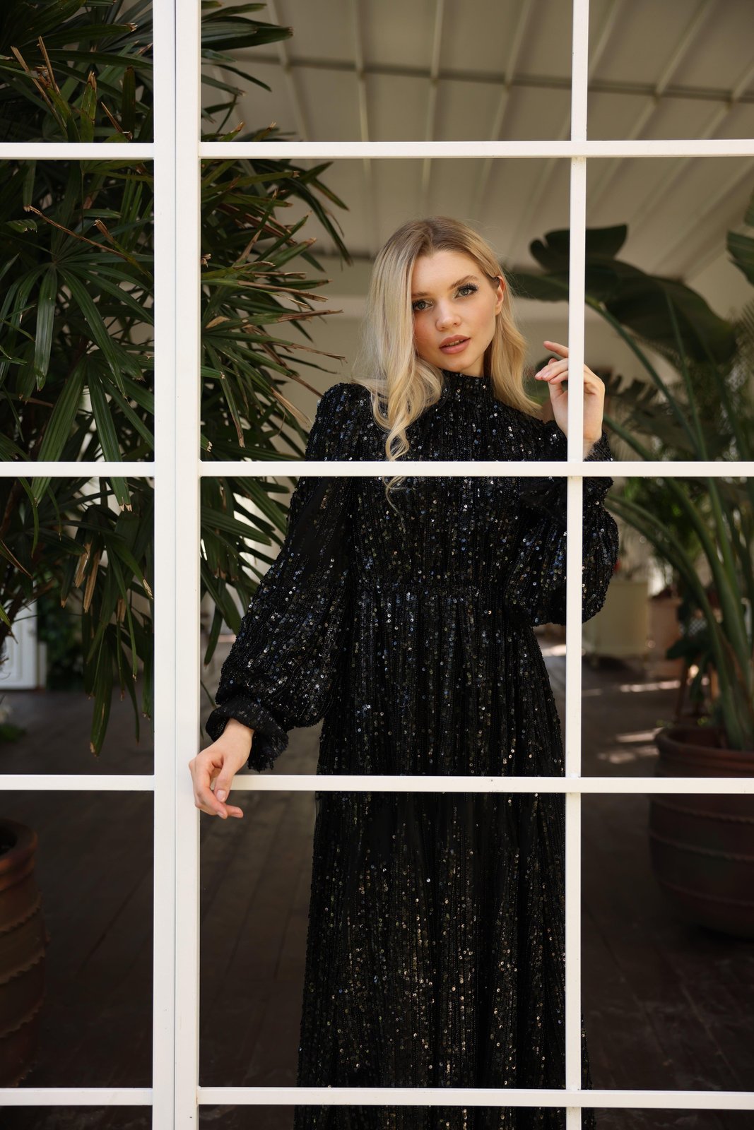 Light İşlemeli Elbise - Siyah