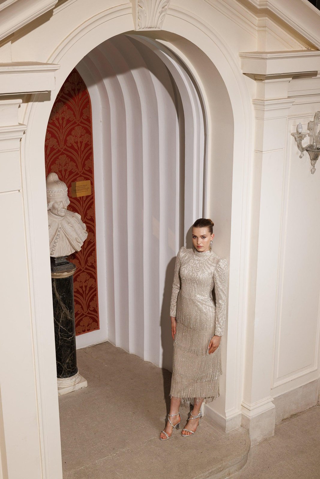 Sevilla Taş Püsküllü Elbise - Bej