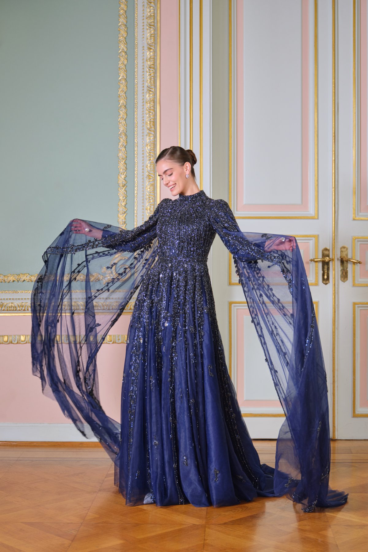 Bella Pelerinli Elbise