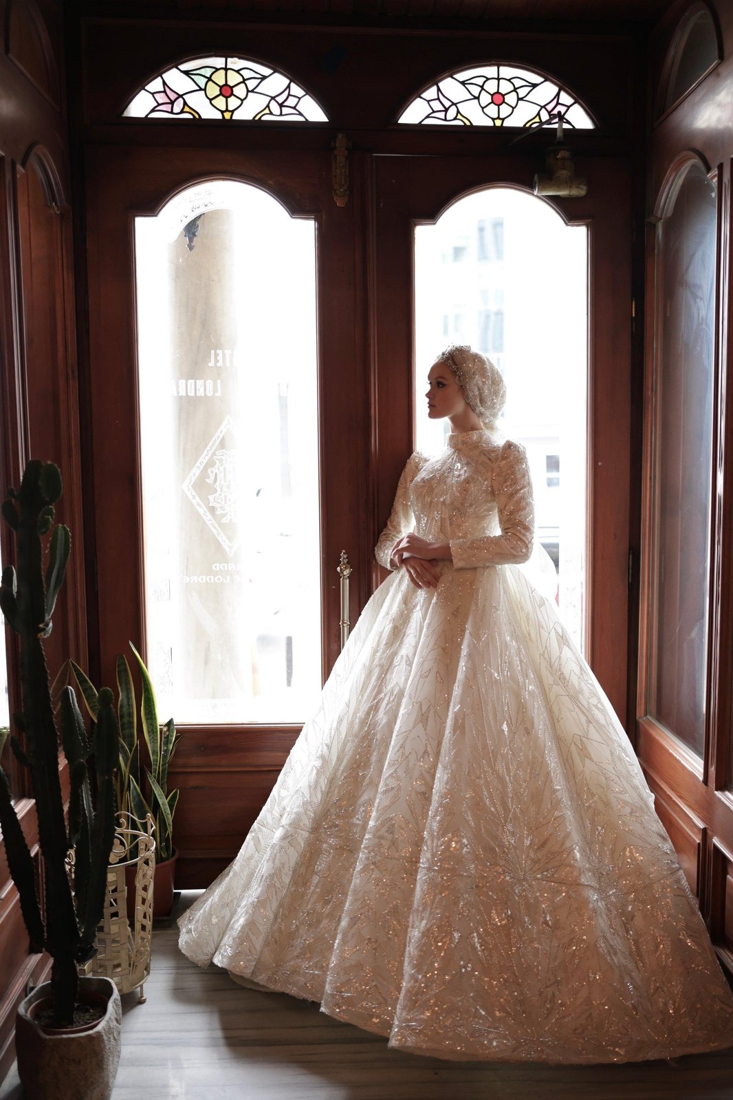 Milana İşlemeli Gelinlik