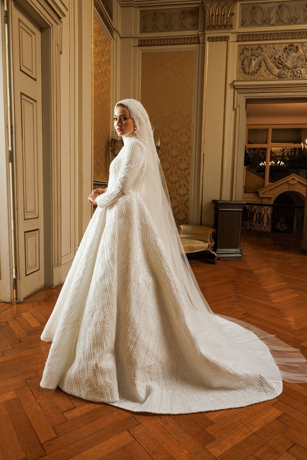 Rolling İşlemeli Gelinlik - Beyaz