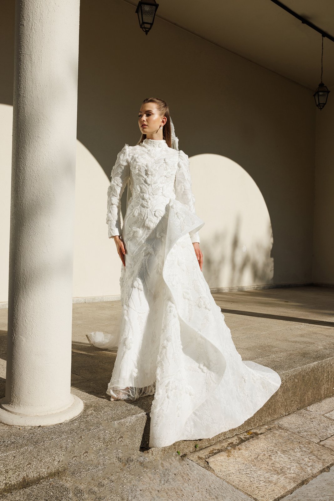 Audrey Kuyruklu Gelinlik - Beyaz