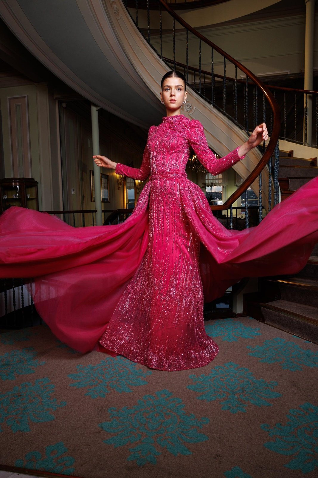 Eternal Kuyruklu Elbise - Fuşya