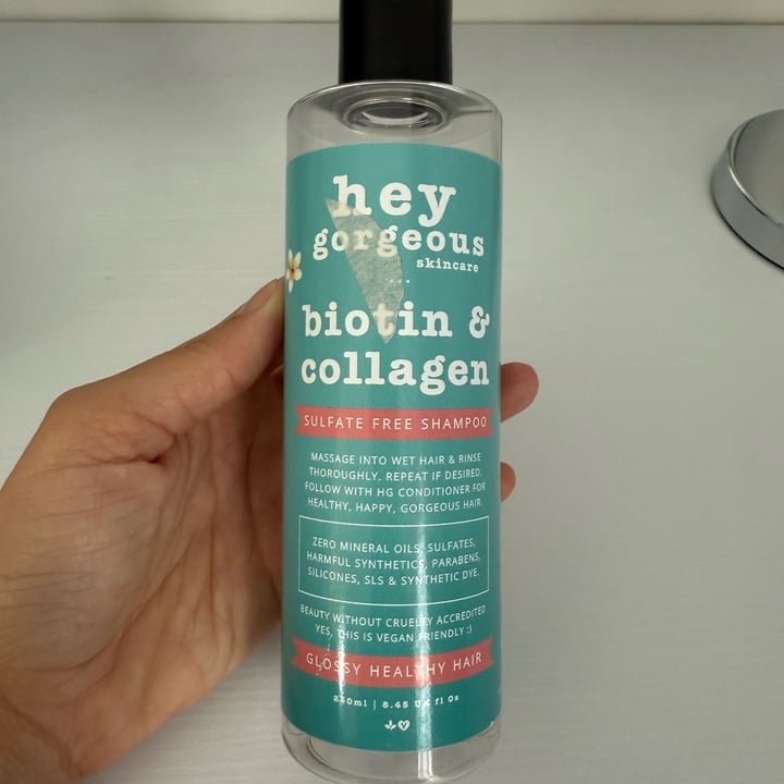 photo of Hey Gorgeous Biotin & collagen shampoo shared by @zsuz on  29 Apr 2025 - review