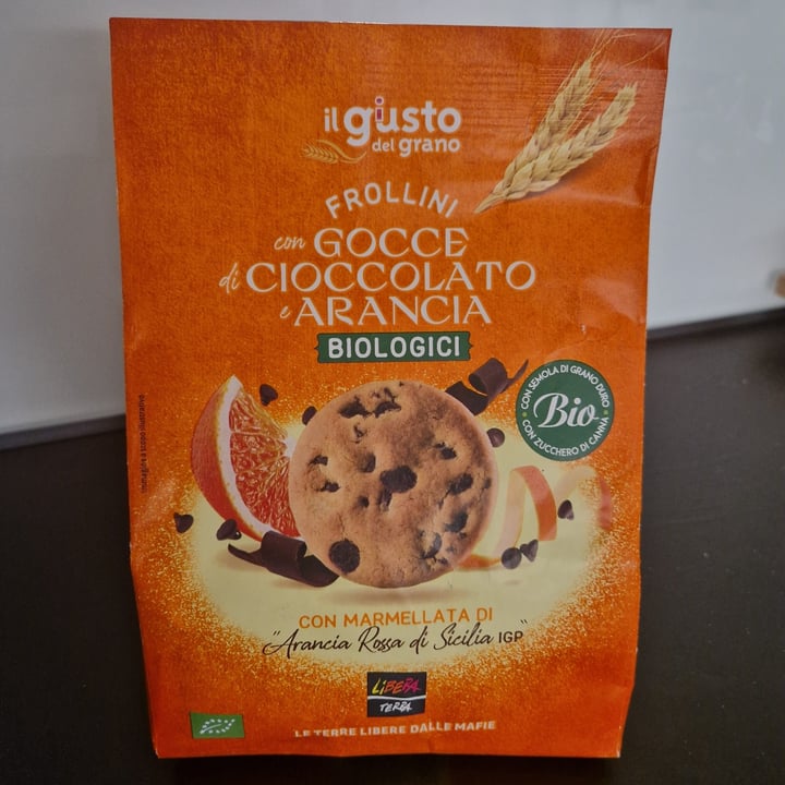 photo of Libera Terra Frollini con gocce di cioccolato e arancia shared by @mara55 on  22 Sep 2025 - review