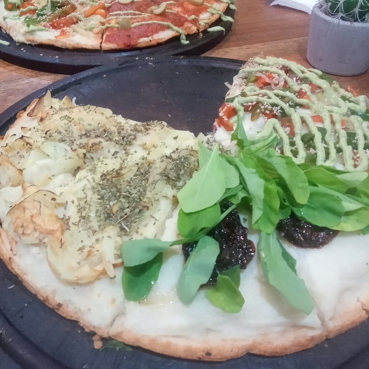 photo of Pizza Vegana Ramos Mejia Pizza 4d shared by @anna-del-rio on  23 Oct 2023 - review