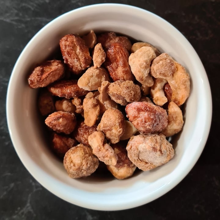 photo of We Nuts Caramelized Mixed Nuts shared by @veronicagroen on  14 Apr 2024 - review