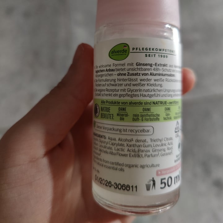 photo of Alverde Naturkosmetik Deo roll-on Invisible Black & White shared by @felv on  10 Jul 2024 - review