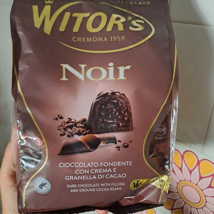 photo of Witor’s Cioccolatini fondenti con crema e grandella di cacao shared by @vegantizi on  20 Nov 2023 - review