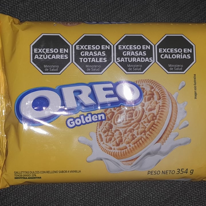 photo of Oreo golden oreo shared by @rochyalmendra on  22 Sep 2023 - review