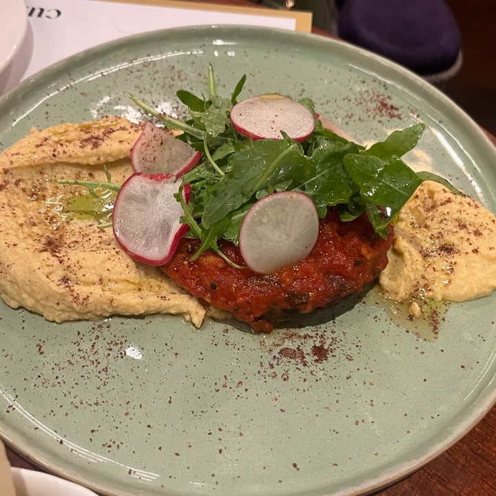 photo of Cultivate Cafe Whole roasted Portobello Mushroom with Sun-Dried Tomatoes, Onion, Sumac Spice served with Butterbean Mash shared by @soy-orbison on  21 Sep 2023 - review