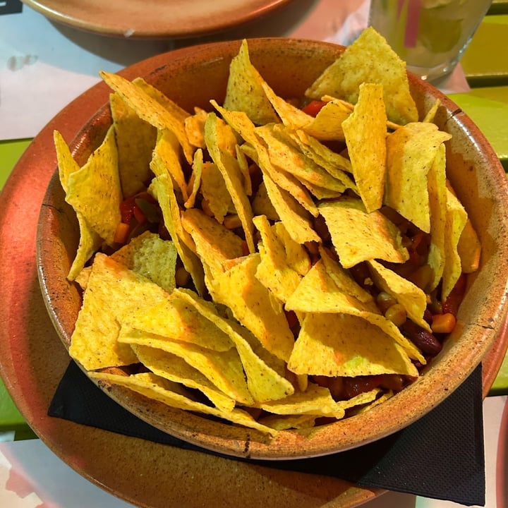 photo of Mex Cantina Bona Fide Nachos shared by @federego77 on  15 Apr 2024 - review