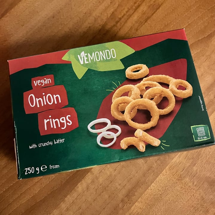 photo of Vemondo vegan onion rings shared by @hellf on  13 Jan 2025 - review