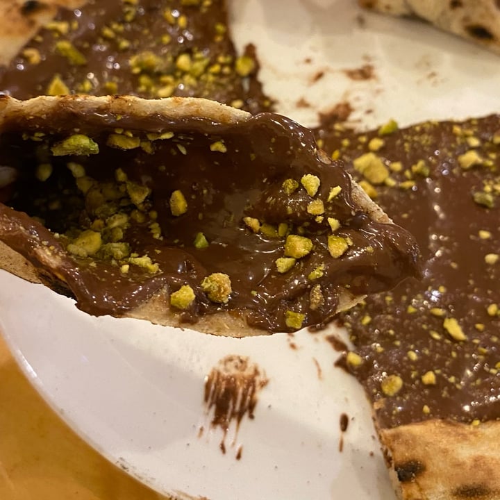 photo of Pizza Youth Pizza de chocolate e pistache shared by @tauanemelo on  13 Feb 2024 - review
