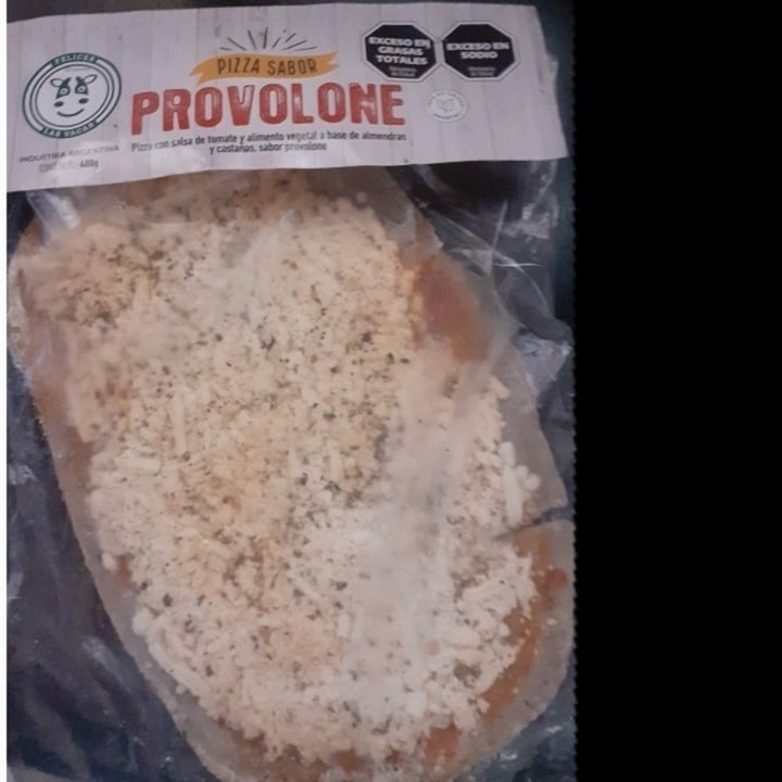 photo of Felices Las Vacas Pizza Provolone shared by @silaveganita on  09 Oct 2023 - review