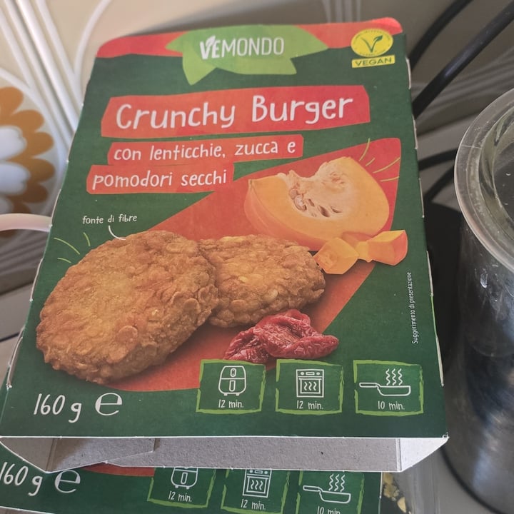 photo of Vemondo crunchy burger con lenticchie zucca e pomodori secchi shared by @lorenzajac on  05 Sep 2025 - review