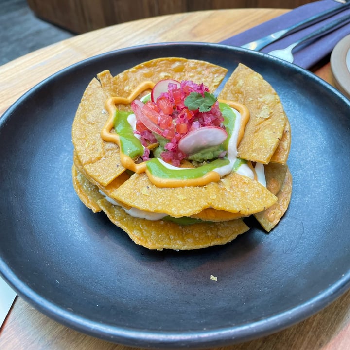 photo of Sacro Nachos shared by @crisfochat on  03 Nov 2023 - review