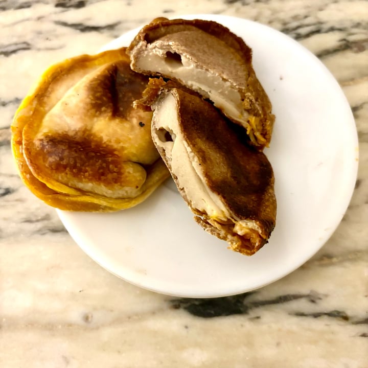 photo of Sabores Norteños Empanadas Salteñas shared by @lalis2010 on  11 Apr 2024 - review