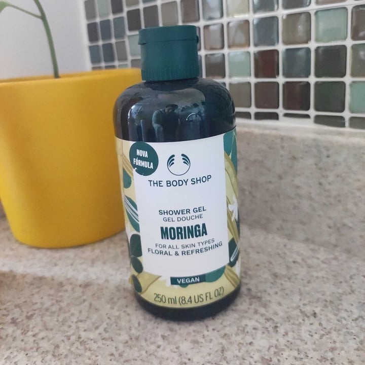 photo of The Body Shop shower gel moringa shared by @geatabata on  30 May 2024 - review