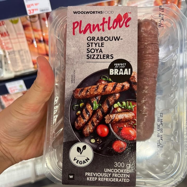photo of Woolworths grabouw soya sizzlers shared by @peppadew on  10 Aug 2024 - review