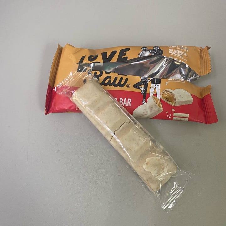 photo of LoveRaw Cre&m Wafer Bar (Salted Caramel) shared by @alerrag on  14 May 2024 - review