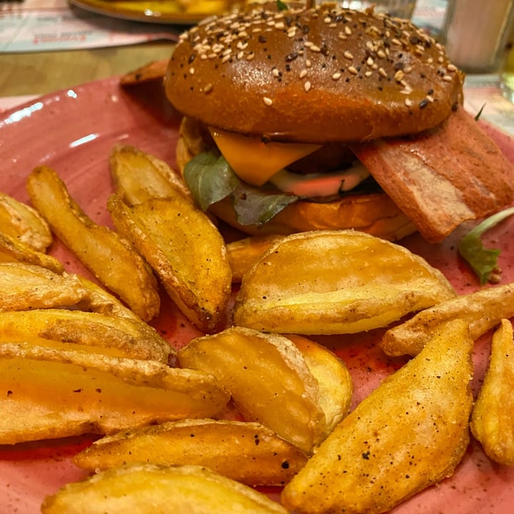 photo of Burger & Taco No Pollo Crispy Chicken Burger shared by @vegan_turia on  23 Jun 2025 - review