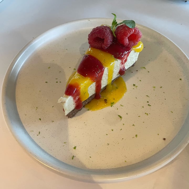 photo of IL FORNELLO, Oakville Mango Raspberry Cheezecake shared by @marygordon13 on  13 May 2024 - review