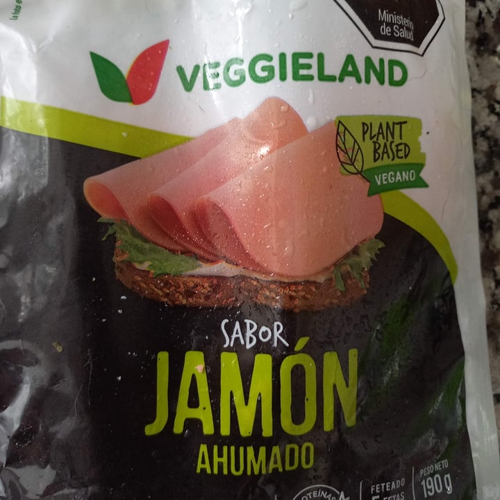 photo of Veggieland Jamón Ahumado Vegano Feteado shared by @mary31ypepe on  01 Nov 2024 - review