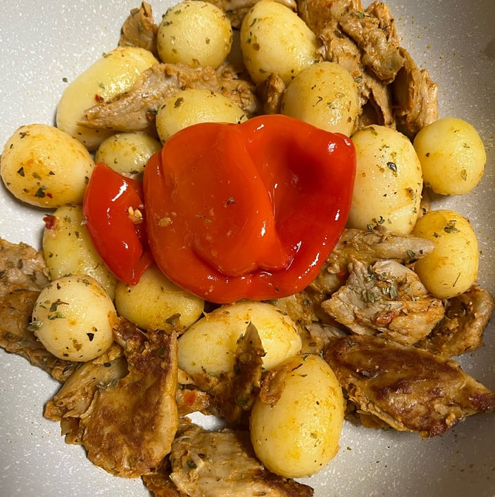 photo of Heura Bocaditos estilo mexicano shared by @telena on  07 Oct 2025 - review