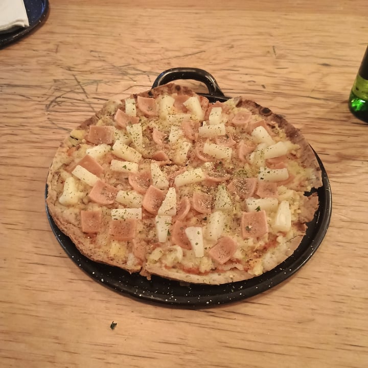 photo of u.to.pi.a Pizza Hawaiana shared by @danisdragon on  09 Jun 2025 - review