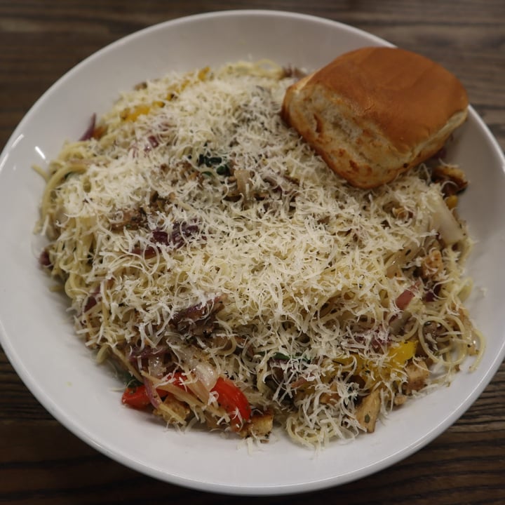 photo of Can't Believe It's Vegan Angel Hair Chick'n Pasta shared by @614brandonmoore on  16 Apr 2025 - review