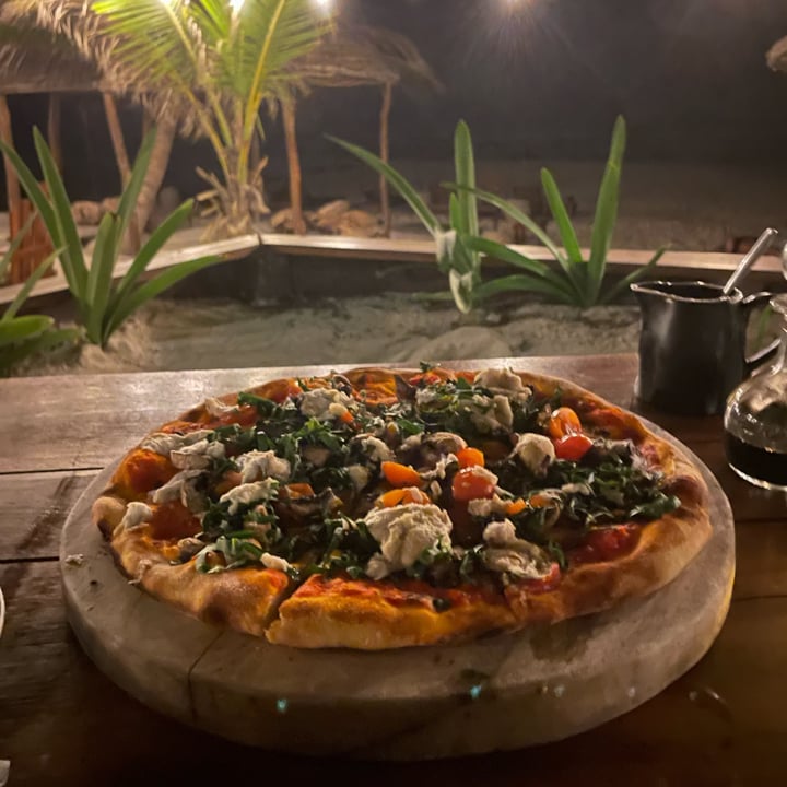 photo of Dos Ceibas Tulum Feel Good Hotel Vegan pizza shared by @tam-florentine on  18 Sep 2023 - review