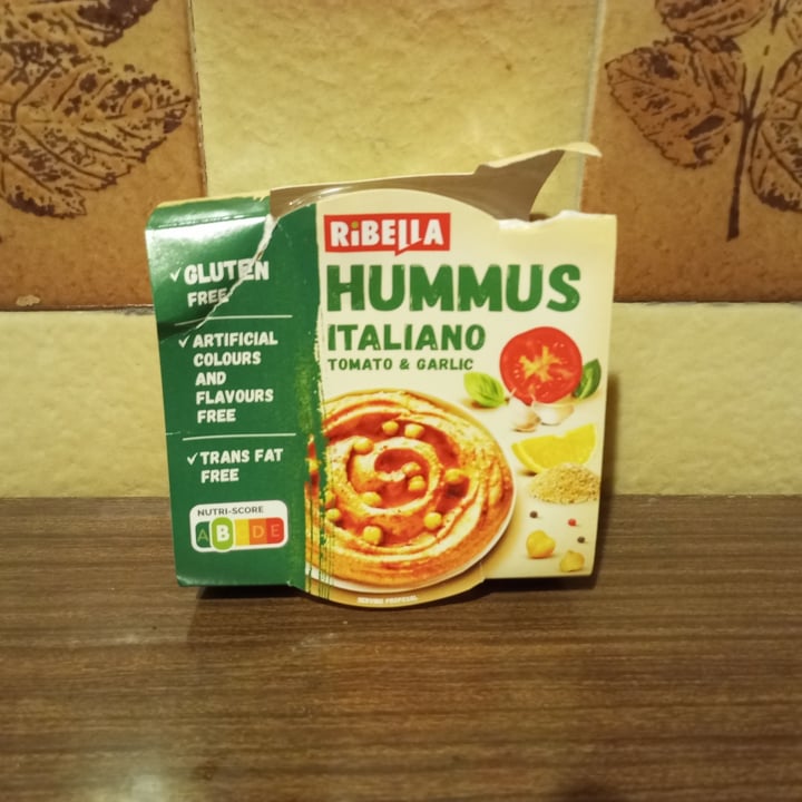 photo of Ribella Hummus Italiano - Tomato & Garlic shared by @alexdaper on  27 Mar 2024 - review