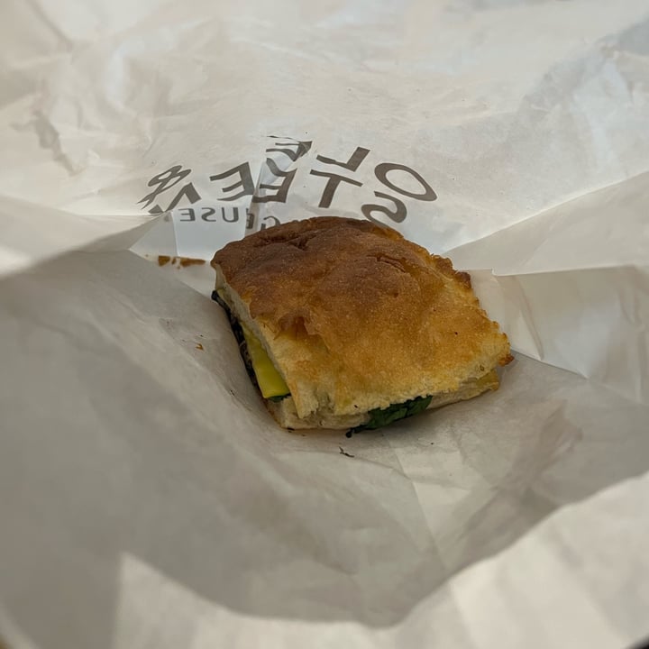 photo of Ole & Steen Truffle Mushroom Toastie shared by @gingerbreadrhea on  04 Oct 2025 - review