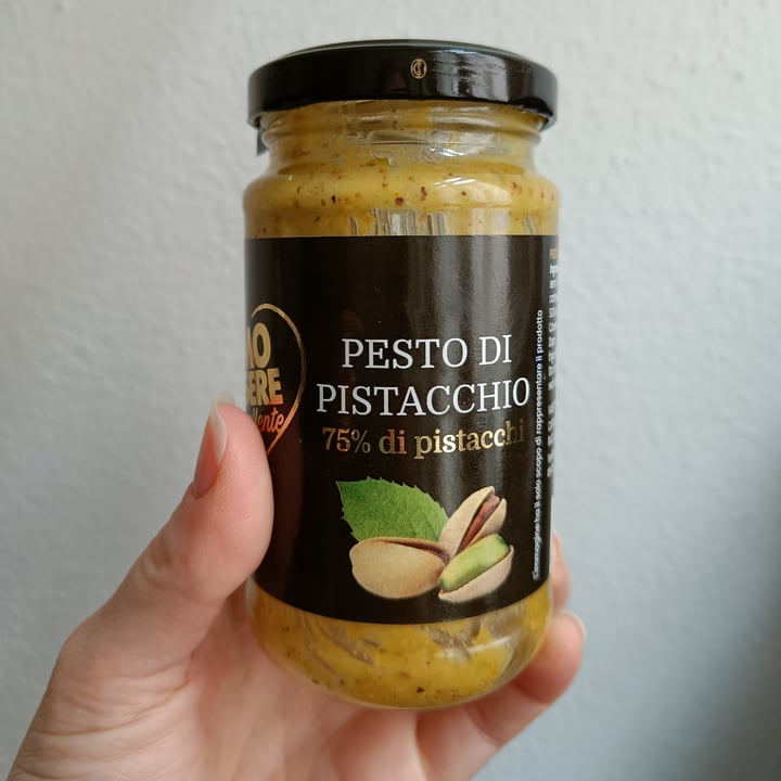 photo of amo essere eccellente Pesto Di Pistacchio shared by @chiarett on  24 Oct 2023 - review