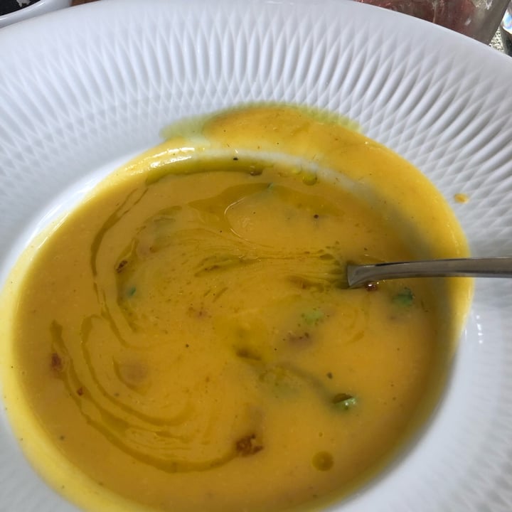 photo of Hotel Quinta das Lágrimas Tofu with Mushrooms and Vegetable Soup shared by @gomez11 on  17 Mar 2024 - review