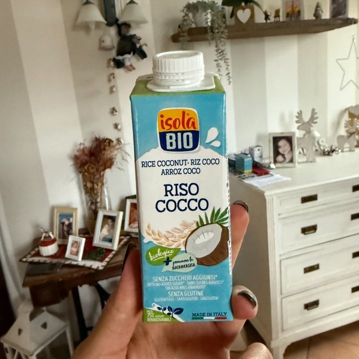 photo of Isola bio Bevanda Al riso cocco shared by @elisatosi on  19 May 2025 - review