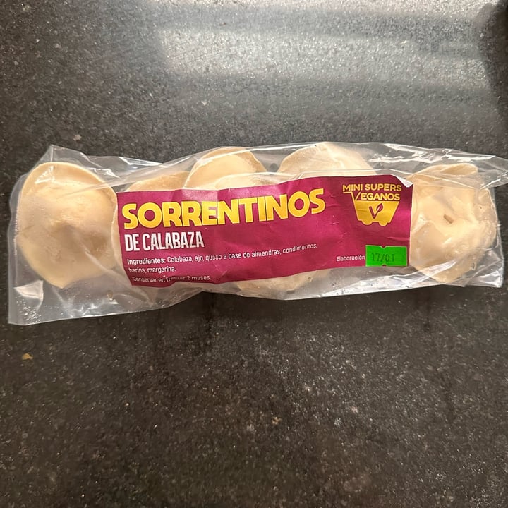 photo of Mini Supers Veganos sorrentinos shared by @canica on  28 Jan 2024 - review