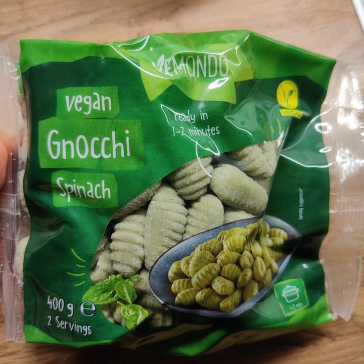 photo of Vemondo vegan gnocchi spinach shared by @enkelvegan on  04 Jan 2024 - review