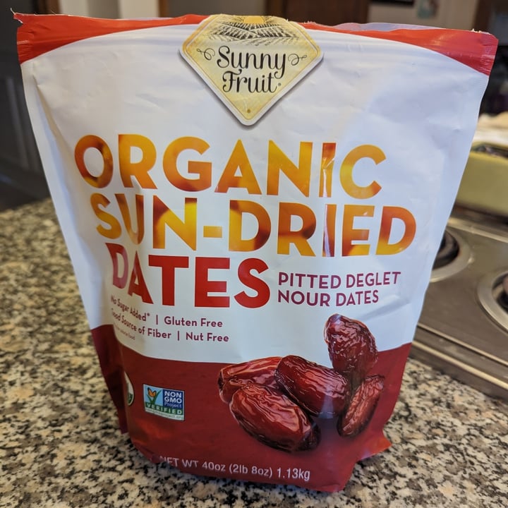 photo of Sunny Fruit Organic Sun-Dried Dates shared by @kristig on  15 Mar 2024 - review