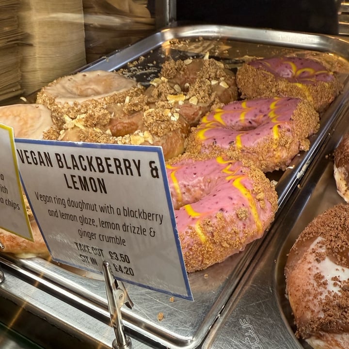 photo of Tantrum Doughnuts Minard Road Blackberry & Lemon shared by @meganthevegetable on  04 Oct 2025 - review