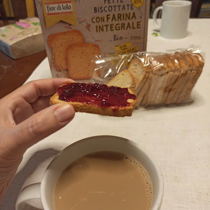 photo of Fior di Loto fette biscottate shared by @b3tty on  11 Aug 2025 - review